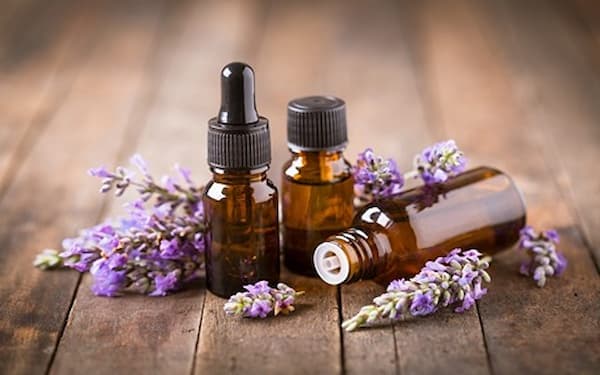 تصویر 4 از فروش اسانس طبیعی اسطوخودوس  + قیمت خرید به صرفه